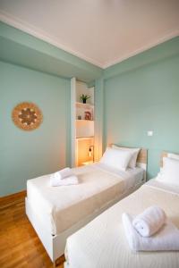 Plaka Historical Center Retreat