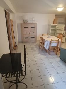 Appartements Gites les marronniers : photos des chambres