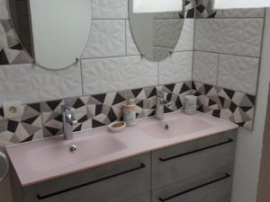 Appartements Gites les marronniers : Appartement