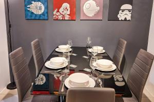 Starwars Vibe 2BR Apt in Makati with Electronic Dart