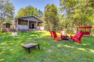 Poconos Getaway with Fire Pit and Community Beach! - Long Pond