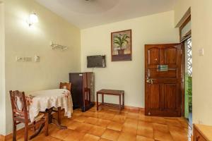 AC 1BHK Pool View 10 Mins Walk To Calangute Beach