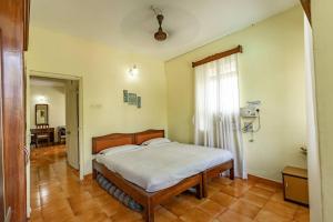 AC 1BHK Pool View 10 Mins Walk To Calangute Beach