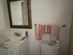 Rosemary cottage on Lake Ontario