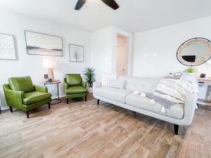 Stylish Family Home Near Lackland POOL