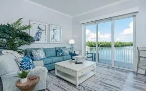 Manatee Suite 1 Funky Fish House at Cape Harbour - Shell Point Village