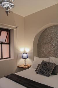 San Cayetano 4 with AC just a block away from the main square