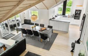 Gorgeous Home In Samsø With Wifi