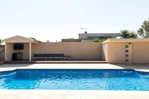 Beach Bliss Poolside Paradise - Capel Sound