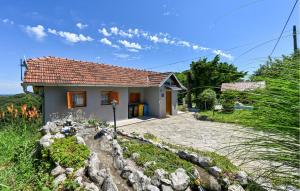 Amazing Home In Jalzabet With Wifi 