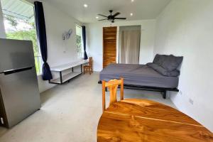 Pavones Exclusive Studio Between 2 Surf Spots 100mb