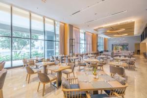 Seda Manila Bay near Ayala Malls