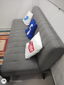 Apto com ar, 01 quarto e tv a cabo