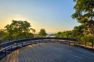 Grand Kanchana 1 BR Ocean View ZN163