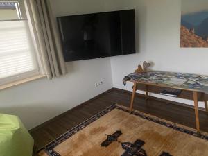 Wohnung mit Garten und Panoramablick in Innsbruck