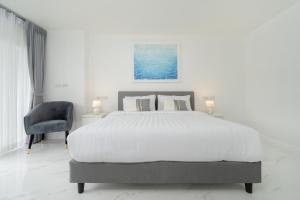 1 Bedroom Brandnew Apartment in Patong Tower t