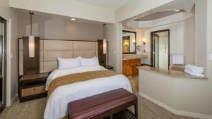 Desert Springs Villas I