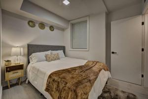 Modern, Gorgeous & Luxury Gem - 5 Stars Location