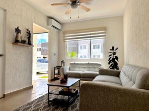 Hermosa casa cerca de la playa y aeropuerto Cancún