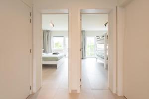 Cozy Seaside Apartment