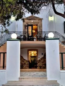 Boulafendis on Alinda Beach Leros - Gourna