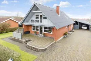 Rødkælkevej's B&B - Doverodde