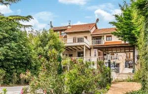 Beautiful Home In Pierrefitte-Sur-Seine - 塞纳河畔皮埃尔菲特