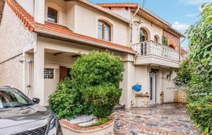 Maisons de vacances Beautiful Home In Pierrefitte-Sur-Seine : photos des chambres