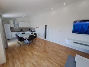 luxury apartment on top floor