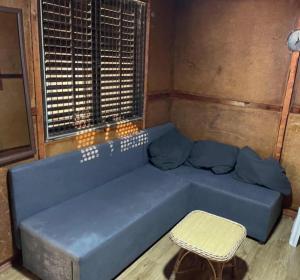 Splav i kucica na Savi