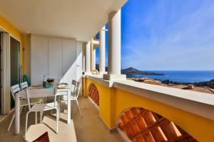 Luxuriöses Apartment Julie, familienfreundlich, Pools, Sportaktivitäten, Meerblick by Riviera Homelife Management