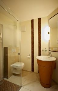 Classic Double Room room in Hotel Am Helmwartsturm