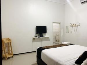 Tjahaja Baroe Syariah Mitra RedDoorz At Dukuh Kupang