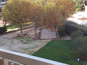 Le Lavandou: Studio 4 pers, vue mer, proche plage, parking - FR-1-803-27