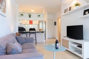 Garden View Apartment Iguazu 3 near Yumbo