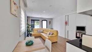 Casa DAlém I & II by LovelyStay