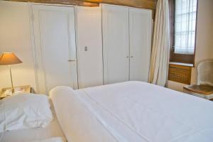 Kristine - Luxury 2BR Saint-Germain Notre-Dame