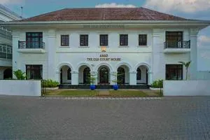 The Old Court House By Abad - Kocsín