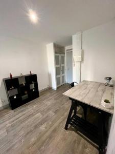 Appartements T2- Le Francois III - Proche Centre ville : photos des chambres