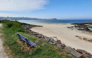 Appartements Cozy Apartment In Morlaix With Wifi : photos des chambres