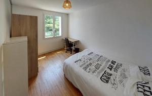 Appartements Cozy Apartment In Morlaix With Wifi : photos des chambres