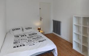 Appartements Cozy Apartment In Morlaix With Wifi : photos des chambres