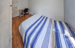 Appartements Cozy Apartment In Morlaix With Wifi : photos des chambres