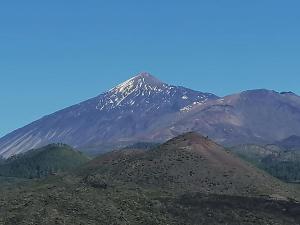 ROCKIN VIEW COSTA ADEJE - 2 br, great terrace, parking, pool