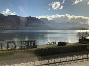 Appartements Somptueux appartement Beau-Rivage : photos des chambres