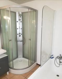 Appartement avec stationnement