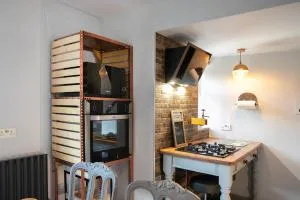 BED AT BOWBRIDGE Spacious house and parking - Elston