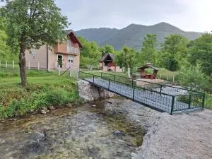 Kuća-Villa pored rijeke i jezera Čelebići Konjic - Jablanica