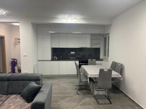Apartman TINI 1