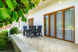 House Demetra by Briskva